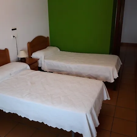 Hostal Ardoi-3